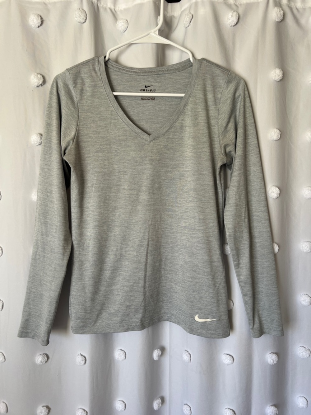 Nike Women's Light Gray Dri-FIT V-Neck Long Sleeve Top